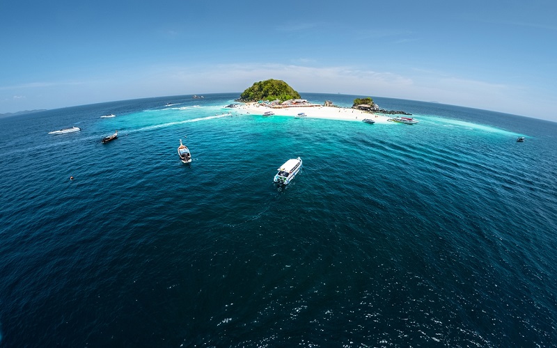 J. Bond + Khai Island Regular Tour by Speedboat