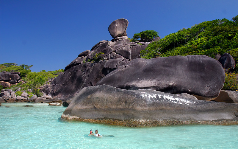 Similan Islands Regular Tour by Speedboat **Minimum 3 Days to advance booking**