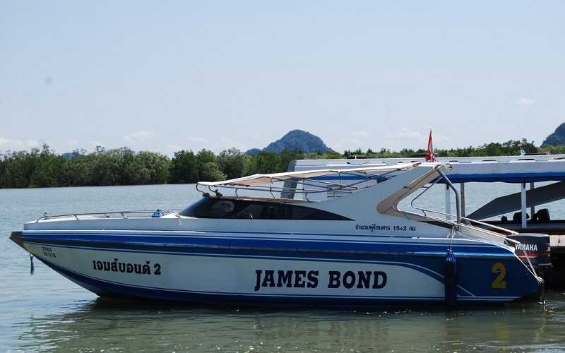 James Bond + Canoe Regular Tour by Speedboat
