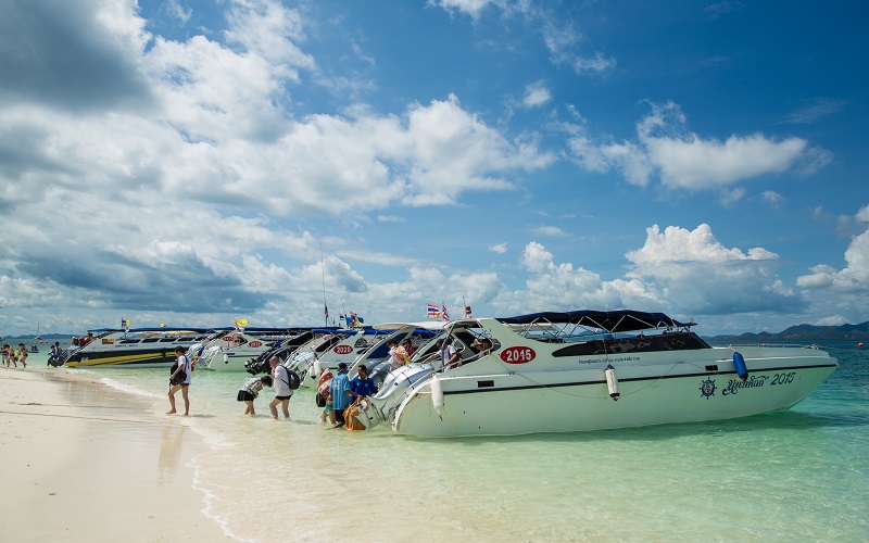 Phi Phi + Khai Islands + Maya Bay Regular Tour by Speedboat