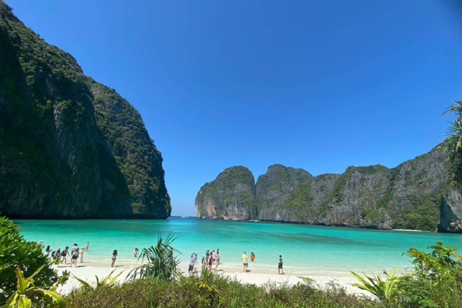 Phi Phi + Khai Island + Maya bay Budget Tour with Lunch by Speedboat